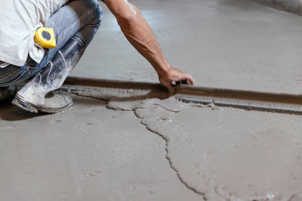 Best Concrete Pool Decks in Oquawka, IL