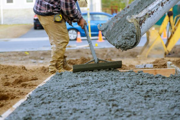 Best Concrete Sidewalk Installation in Oquawka, IL